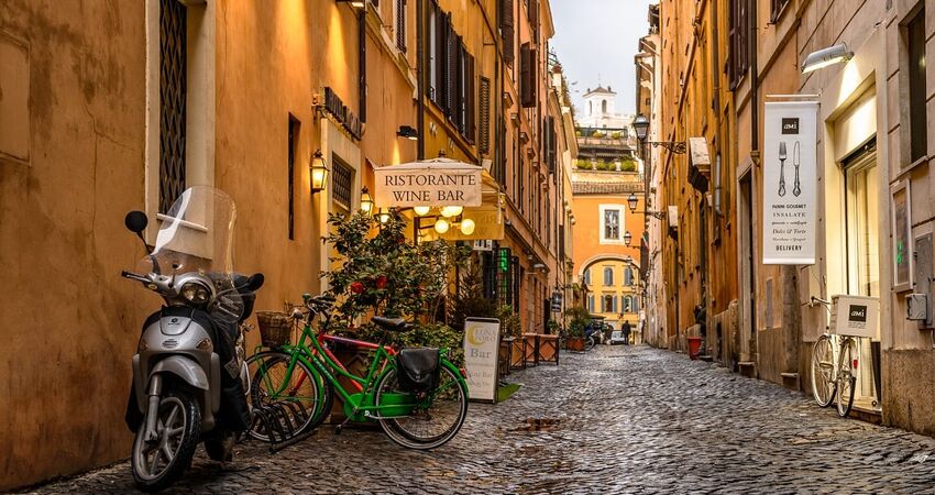 İZMİR’DEN KLASİK İTALYA TURU Türk Hava Yolları Özel Seferi ile Gidiş / SunExpress Hava Yolları Tarifeli Seferi ile Dönüş ile 6 gece