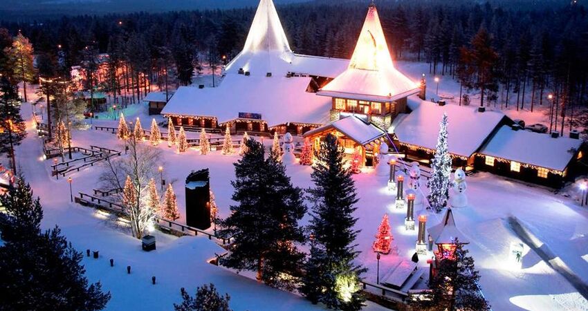 BÜYÜLEYİCİ KUZEY IŞIKLARI & LAPLAND - 2027