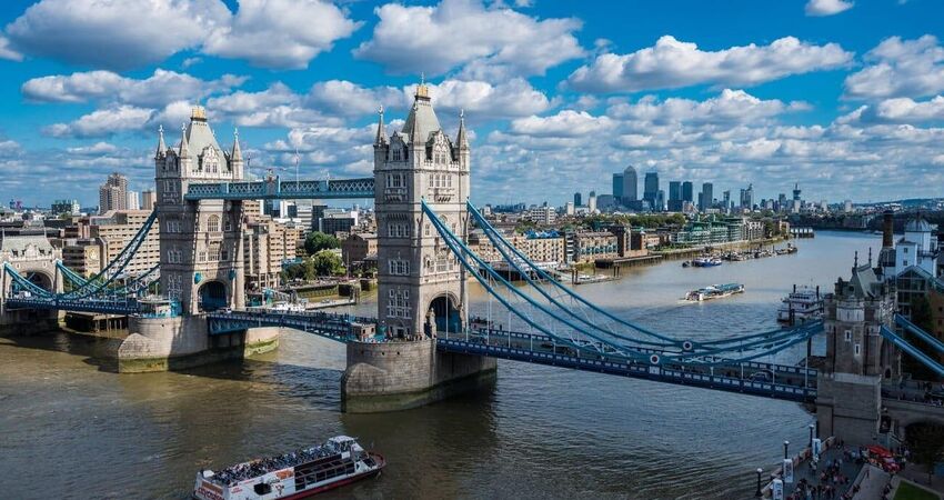 Baştanbaşa Büyük Britanya Turu